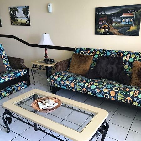Ocean Front Apartment Luquillo Bagian luar foto