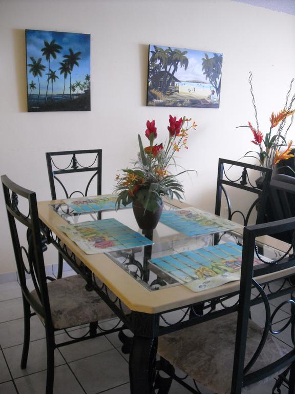 Ocean Front Apartment Luquillo Bagian luar foto