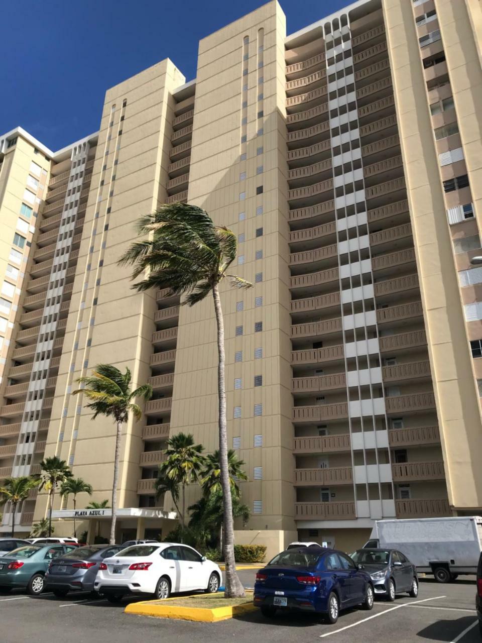 Ocean Front Apartment Luquillo Bagian luar foto