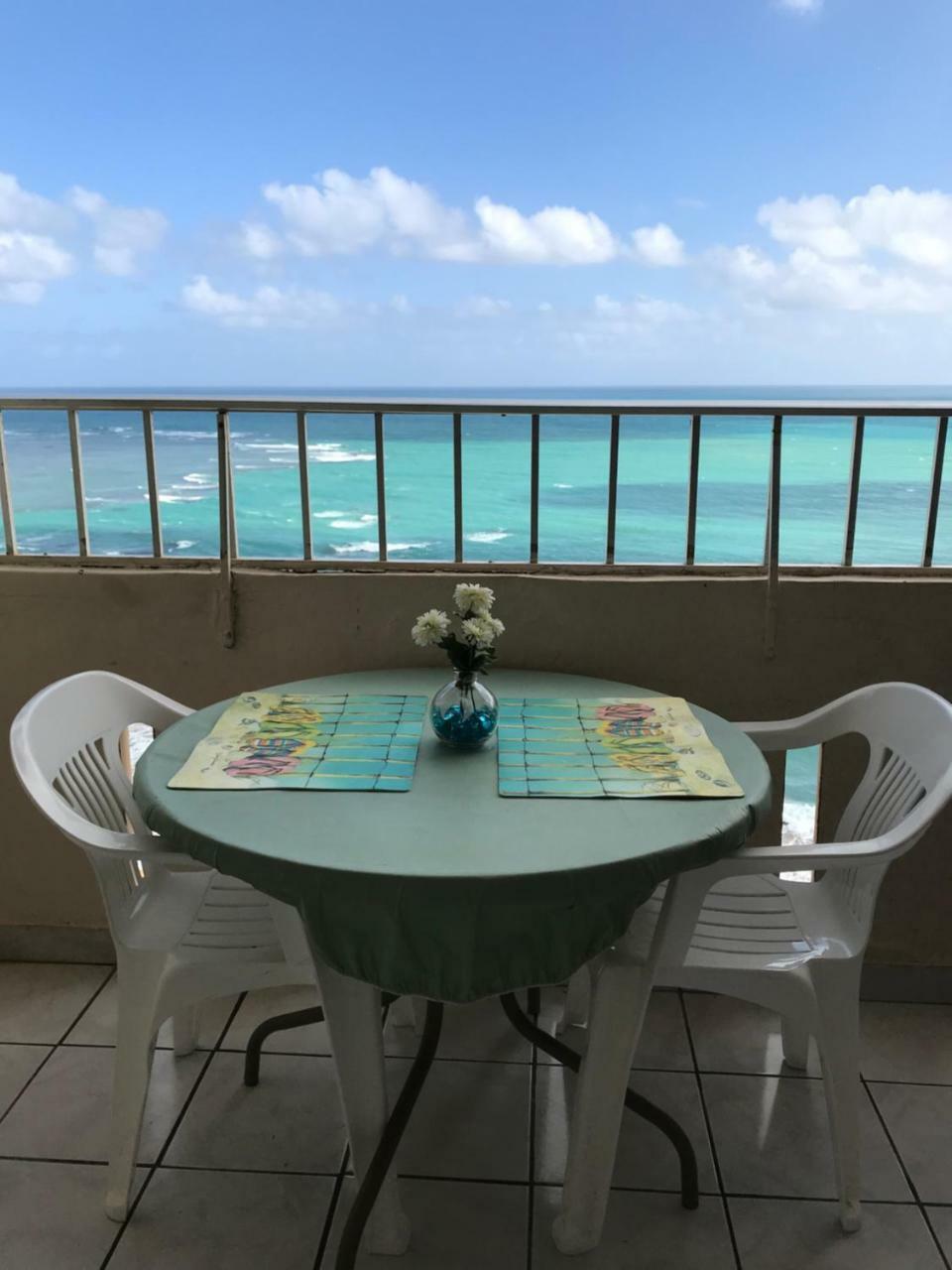 Ocean Front Apartment Luquillo Bagian luar foto